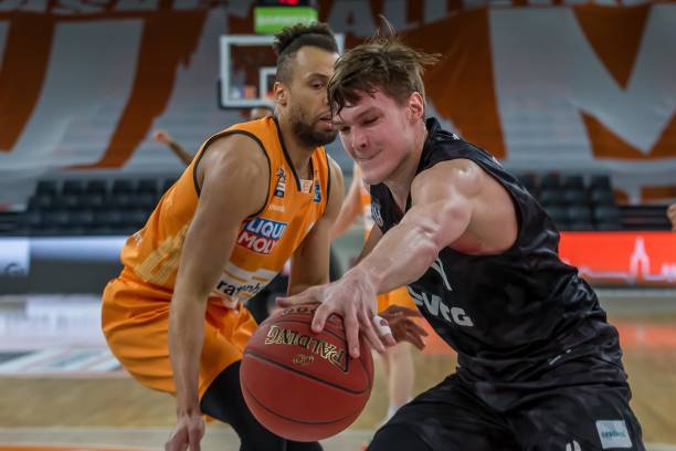 的主动权 的主动权