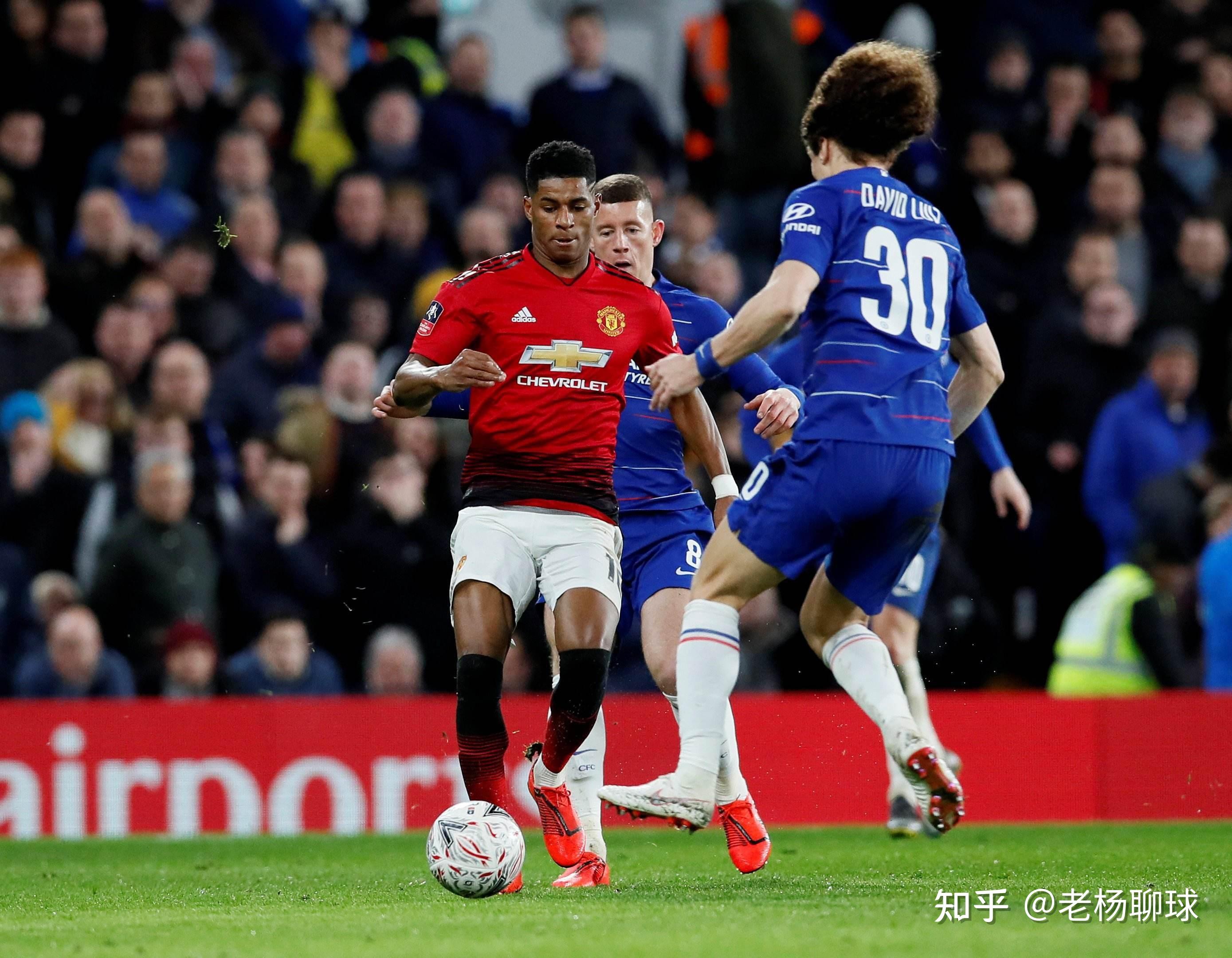 球中实现爆 球中实现爆