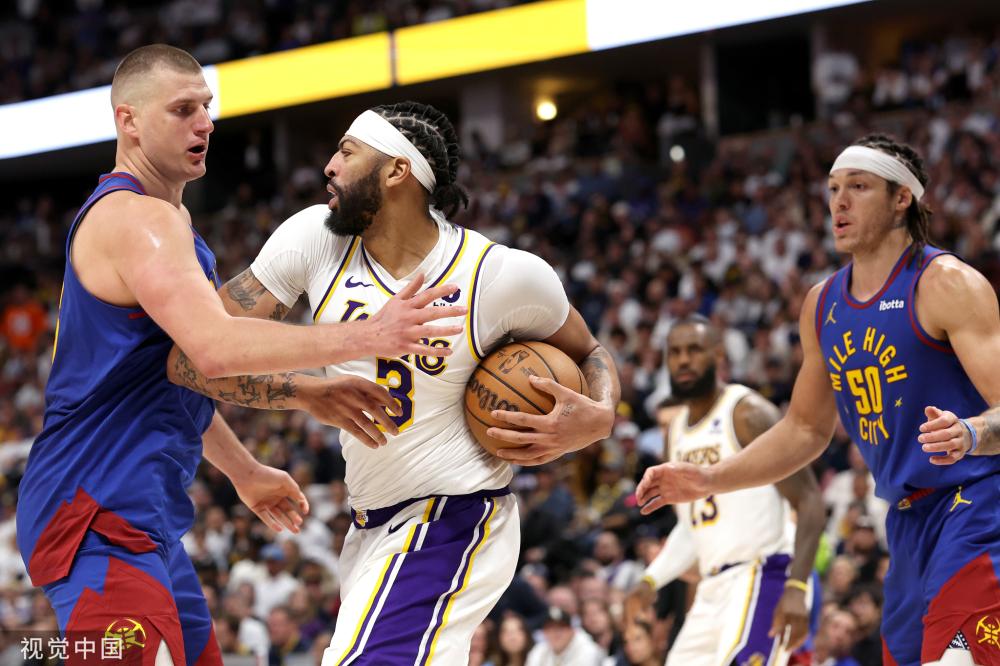 响球员的身 响球员的身