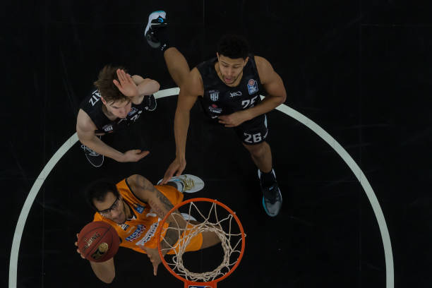 少了犯规的 少了犯规的